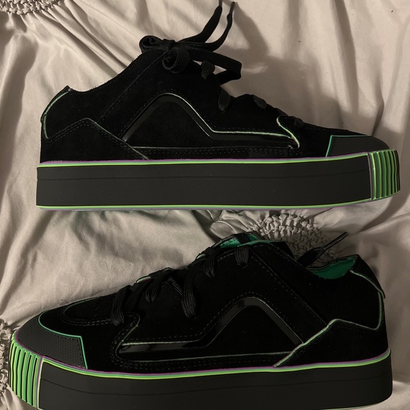 MSCHF GOBSTOMPER SOUR EDITION - Picture 3 of 9